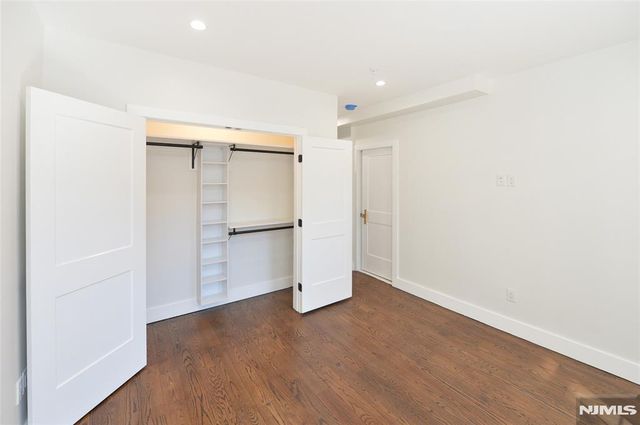 203 3rd Street 2, Jersey City, NJ 07302