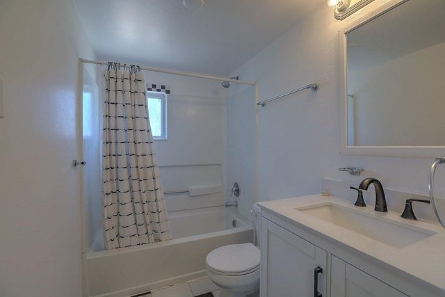 11609 Palm Springs Avenue NE, Albuquerque, NM 87111