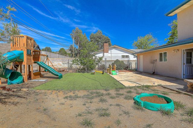 11609 Palm Springs Avenue NE, Albuquerque, NM 87111