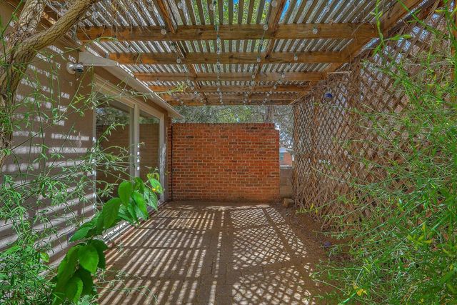 11609 Palm Springs Avenue NE, Albuquerque, NM 87111