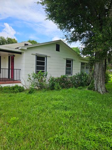 2304 S 41st Street, Fort Pierce, FL 34950