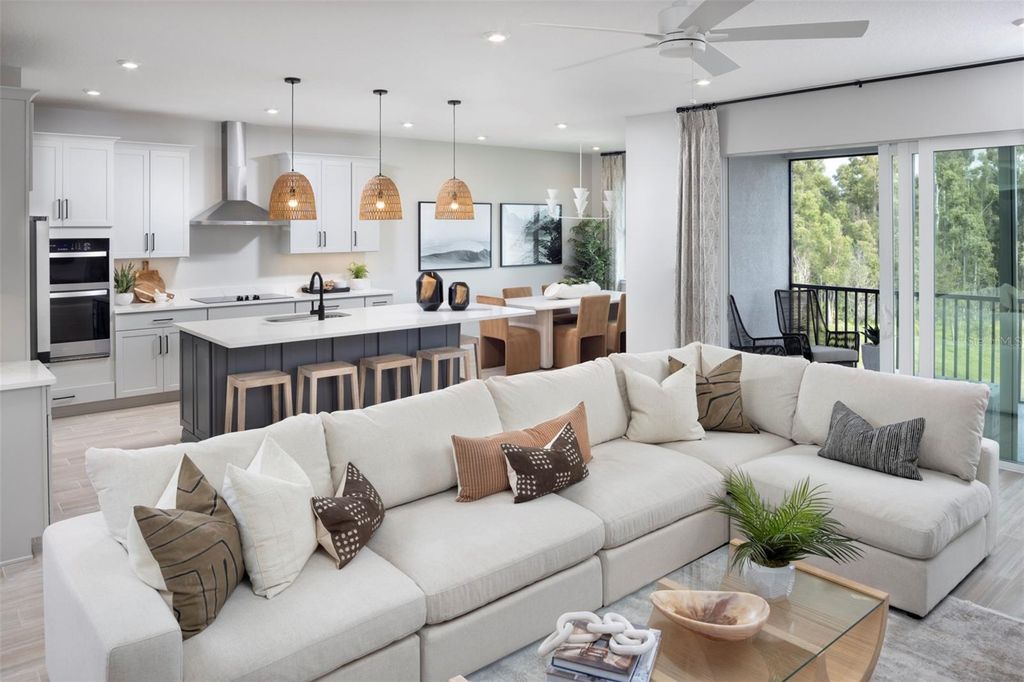 Image 7 of property listing at 17375 MOONFLOWER DRIVE 201, Venice, FL 34293