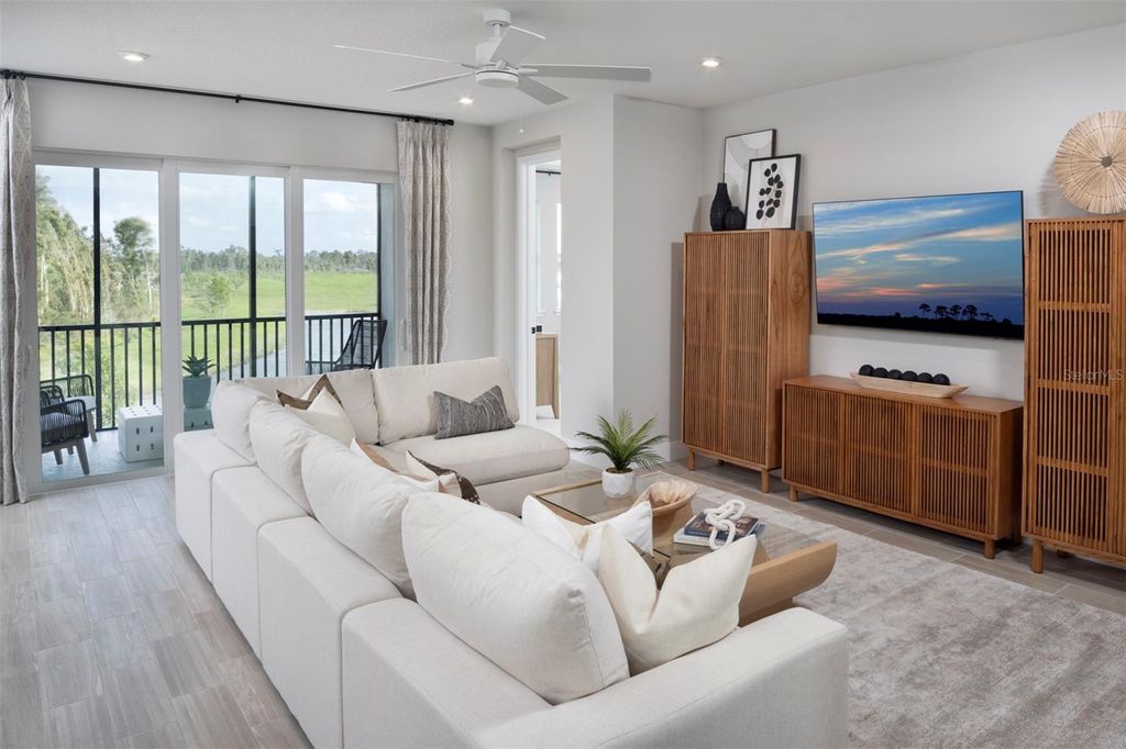 Image 8 of property listing at 17375 MOONFLOWER DRIVE 201, Venice, FL 34293