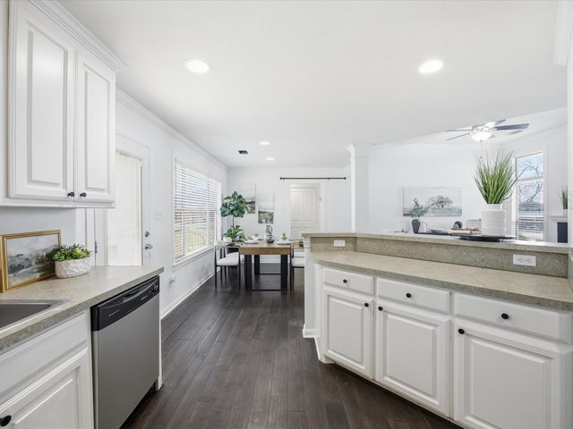 202 S Stratton Street, Decatur, TX 76234