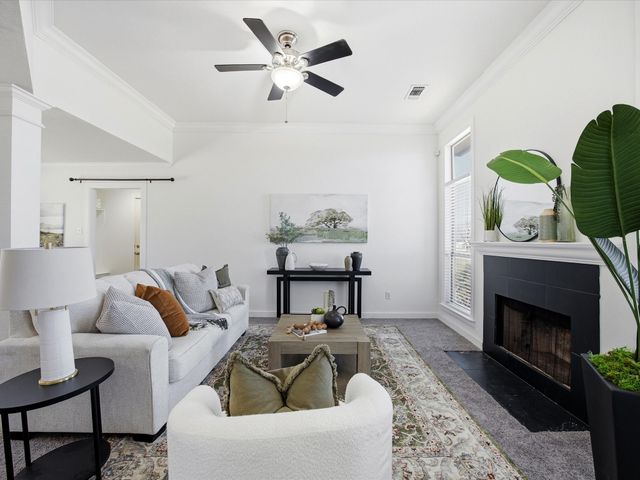 202 S Stratton Street, Decatur, TX 76234