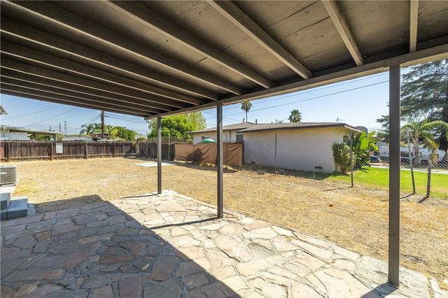 2140 Monroe, Colton, CA 92324