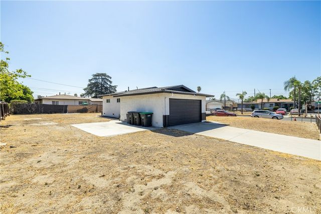 2140 Monroe, Colton, CA 92324