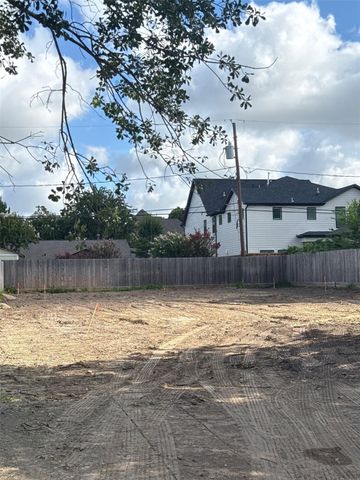 1714 Lamonte Lane, Houston, TX 77018
