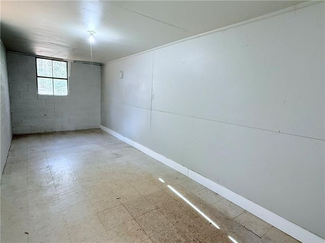 318 W Bonnell Street, Oxford, GA 30054