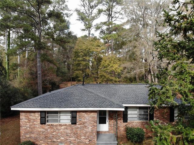 318 W Bonnell Street, Oxford, GA 30054