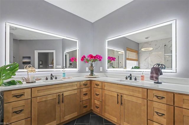 2628 Lower Greens PL, Virginia Beach, VA 23456
