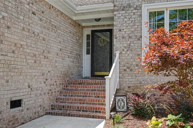 2628 Lower Greens PL, Virginia Beach, VA 23456