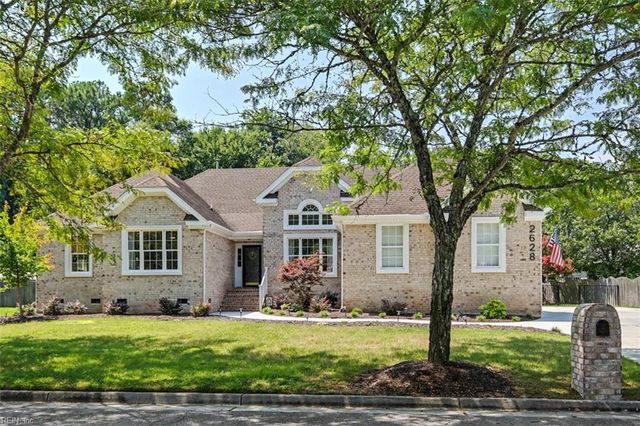 2628 Lower Greens PL, Virginia Beach, VA 23456