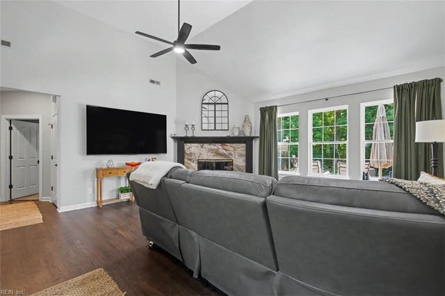 2628 Lower Greens PL, Virginia Beach, VA 23456