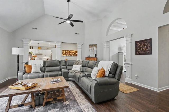 2628 Lower Greens PL, Virginia Beach, VA 23456
