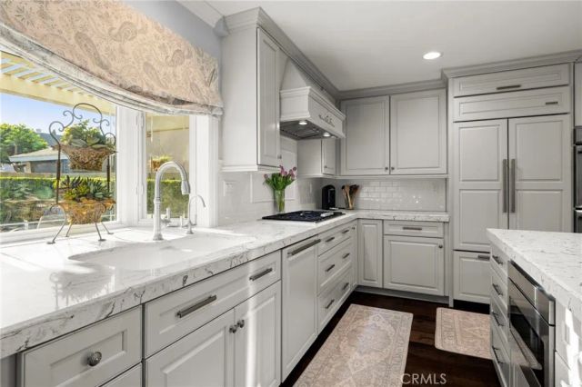 9873 Milton, Cypress, CA 90630