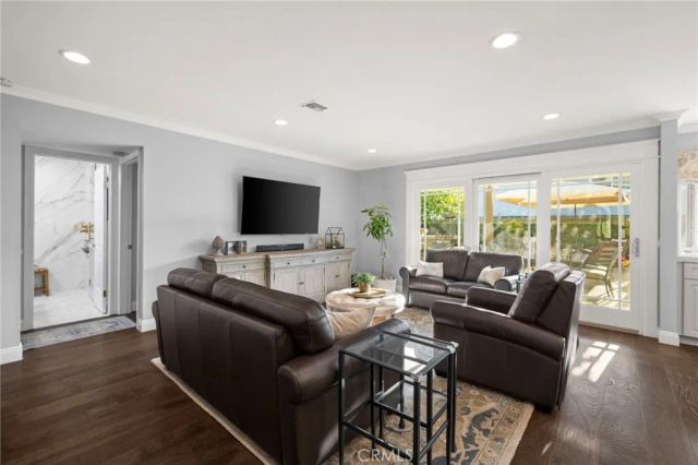 9873 Milton, Cypress, CA 90630