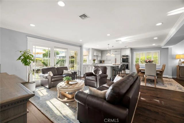 9873 Milton, Cypress, CA 90630