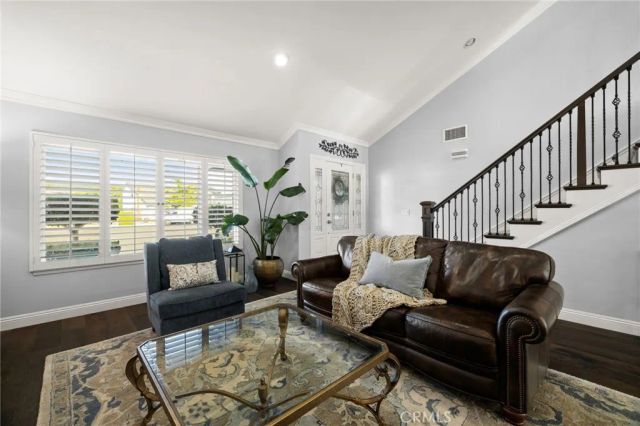 9873 Milton, Cypress, CA 90630
