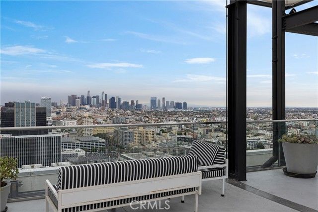 3810 Wilshire Boulevard 802, Los Angeles, CA 90010