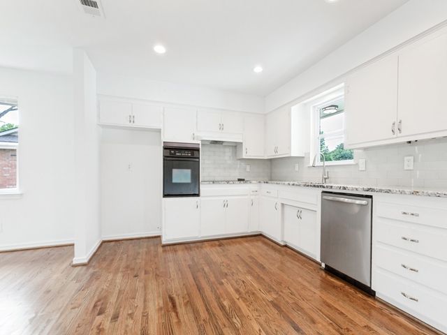 912 Fernwood Drive, Richardson, TX 75080