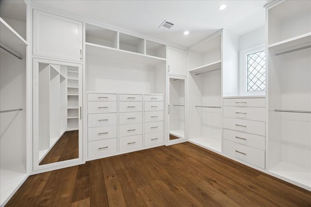 6439 Westchester Avenue, West University Place, TX 77005