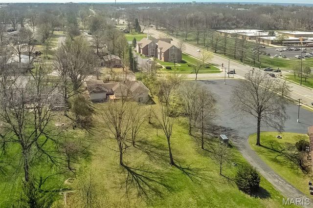 9567 Eddie And Park Road, St Louis, MO 63126