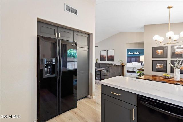 1891 W LONGHORN Drive, Chandler, AZ 85286