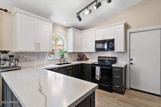 1891 W LONGHORN Drive, Chandler, AZ 85286