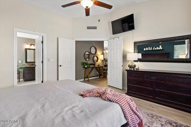 1891 W LONGHORN Drive, Chandler, AZ 85286