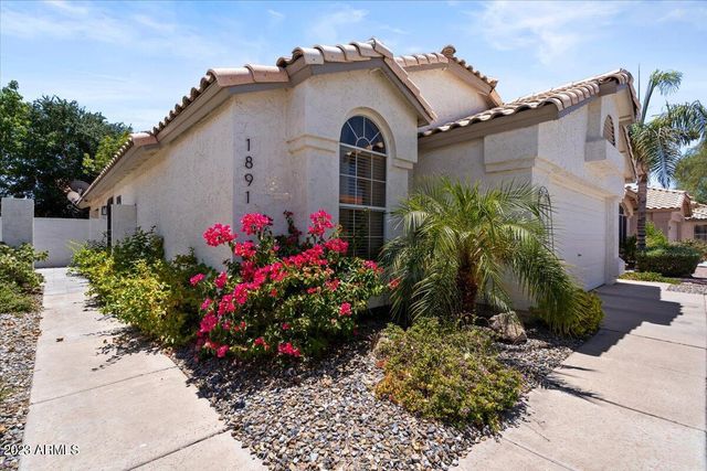 1891 W LONGHORN Drive, Chandler, AZ 85286