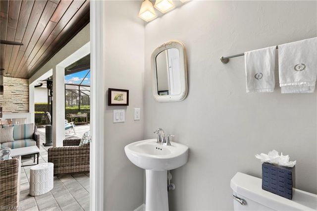 5897 Berwick LN, Ave Maria, FL 34142