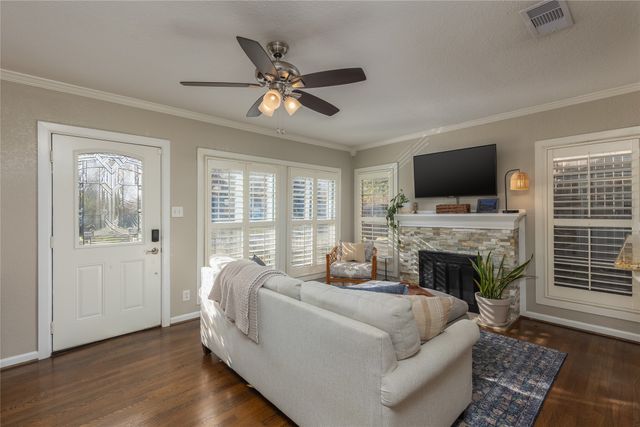 3924 Birchman Avenue, Fort Worth, TX 76107