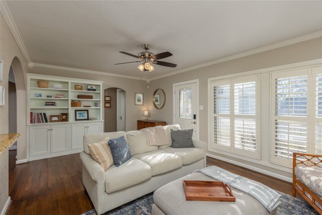 3924 Birchman Avenue, Fort Worth, TX 76107