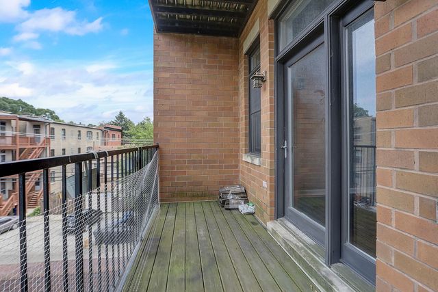 819 Foster Street 3N, Evanston, IL 60201