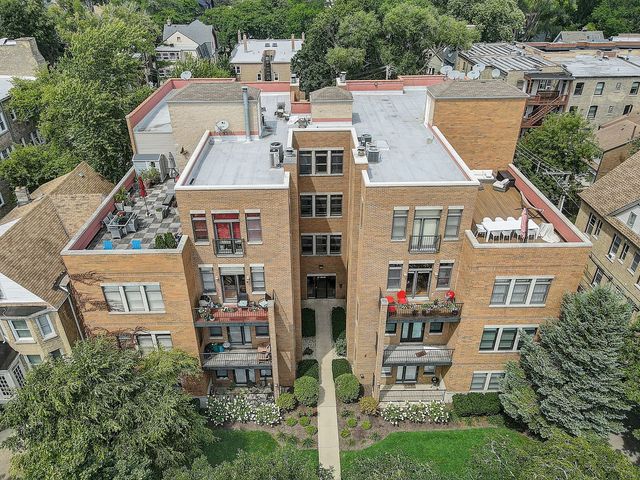 819 Foster Street 3N, Evanston, IL 60201