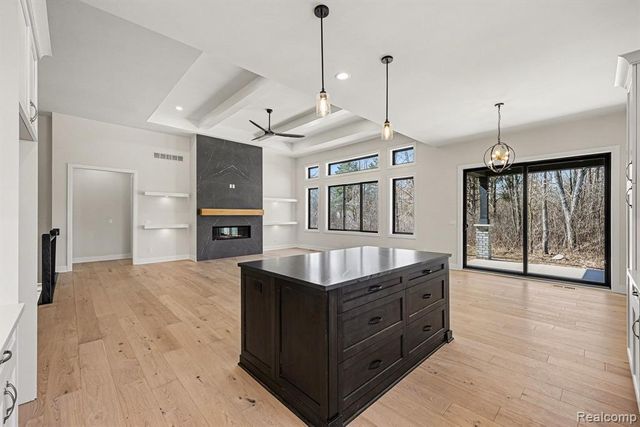 57135 Meadowridge Drive, Washington, MI 48094