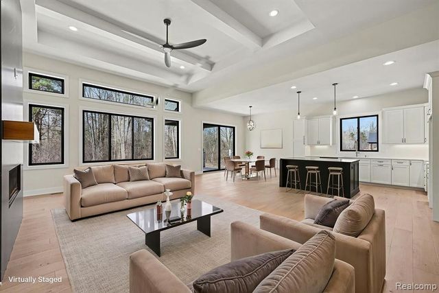 57135 Meadowridge Drive, Washington, MI 48094