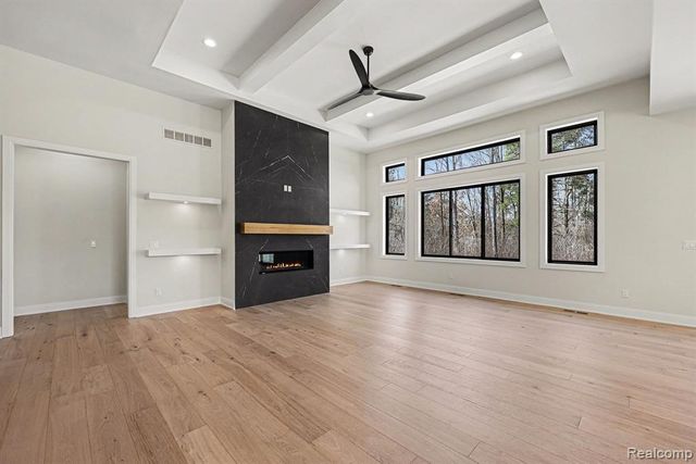 57135 Meadowridge Drive, Washington, MI 48094