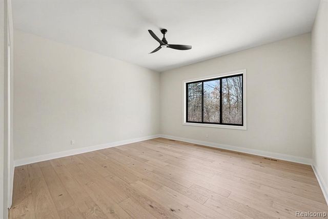 57135 Meadowridge Drive, Washington, MI 48094