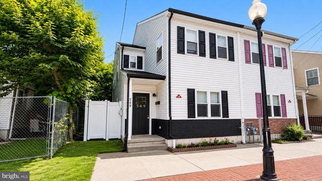549 S 6TH ST, Camden, NJ 08103