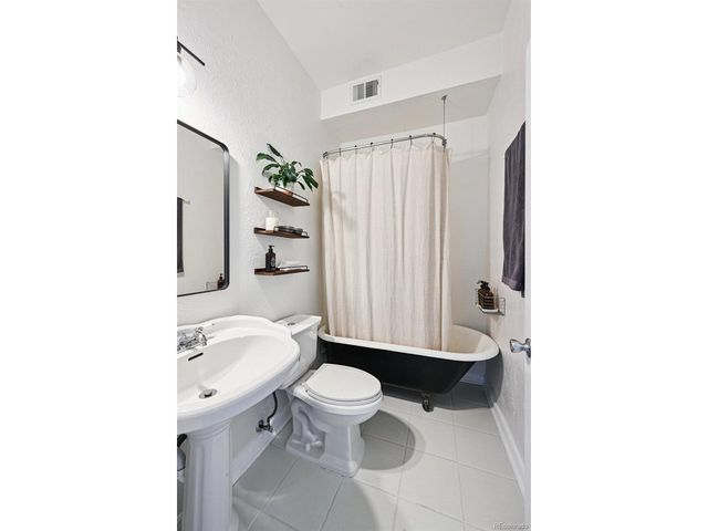 225 Inca St, Denver, CO 80223