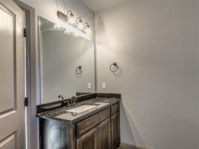 8651 Oak Tree Circle, Edmond, OK 73025