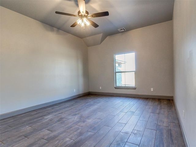 8651 Oak Tree Circle, Edmond, OK 73025