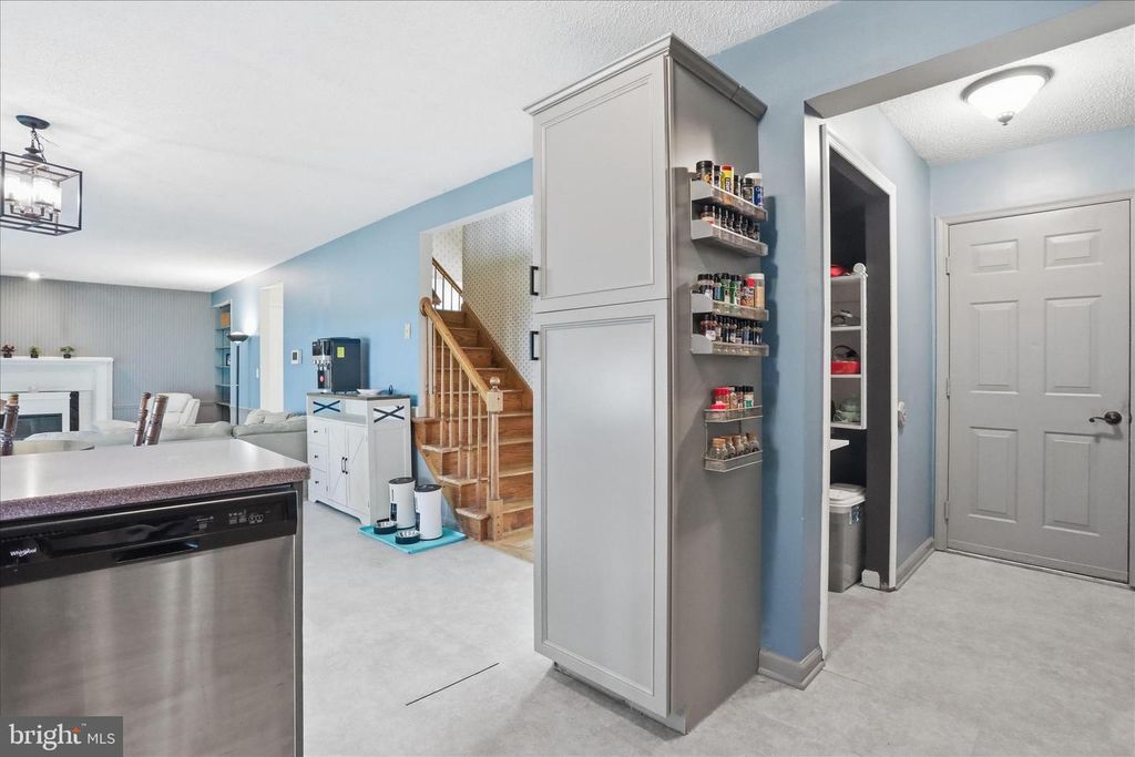 Image 14 of property listing at 605 FAIR MEADOWS BLVD, Hagerstown, MD 21740