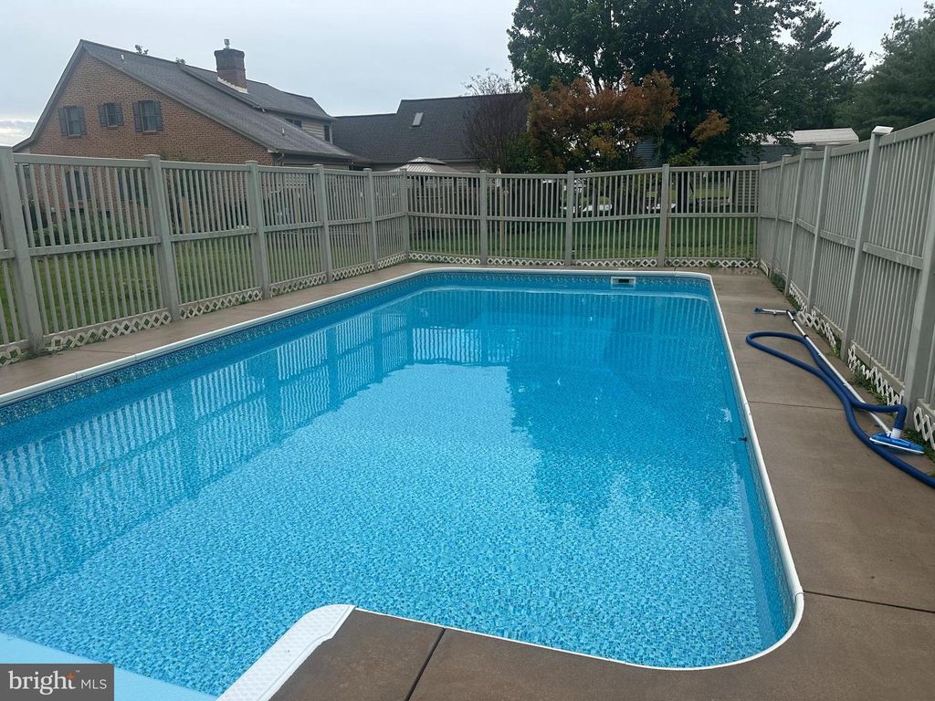 Image 27 of property listing at 605 FAIR MEADOWS BLVD, Hagerstown, MD 21740