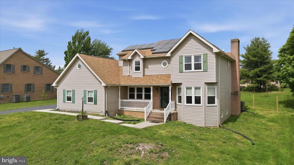 Image 3 of property listing at 605 FAIR MEADOWS BLVD, Hagerstown, MD 21740
