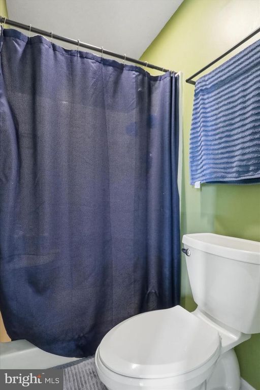 Image 33 of property listing at 605 FAIR MEADOWS BLVD, Hagerstown, MD 21740