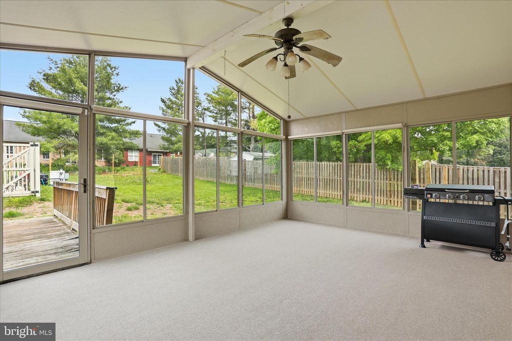 Image 42 of property listing at 605 FAIR MEADOWS BLVD, Hagerstown, MD 21740