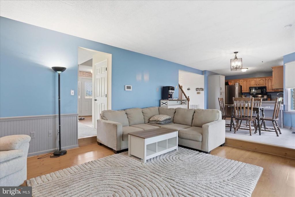 Image 9 of property listing at 605 FAIR MEADOWS BLVD, Hagerstown, MD 21740